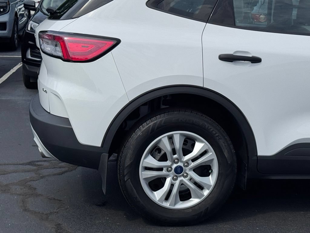 Used 2022 Ford Escape S AWD/4WD image 37