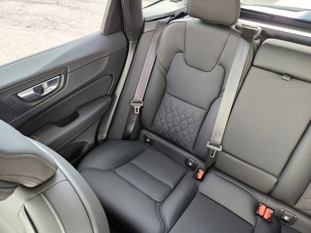 New 2026 Volvo XC60 B5 Plus w/ Climate Package AWD/4WD image 13