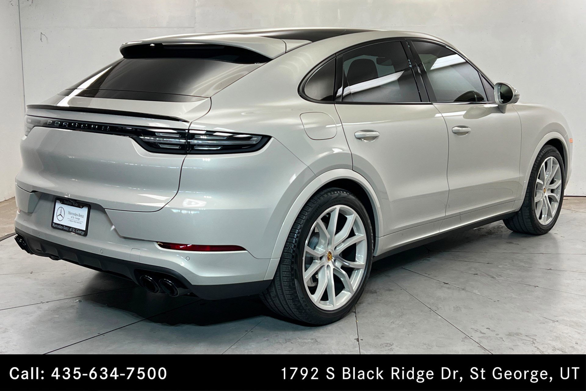 Used 2022 Porsche Cayenne Turbo AWD/4WD image 5