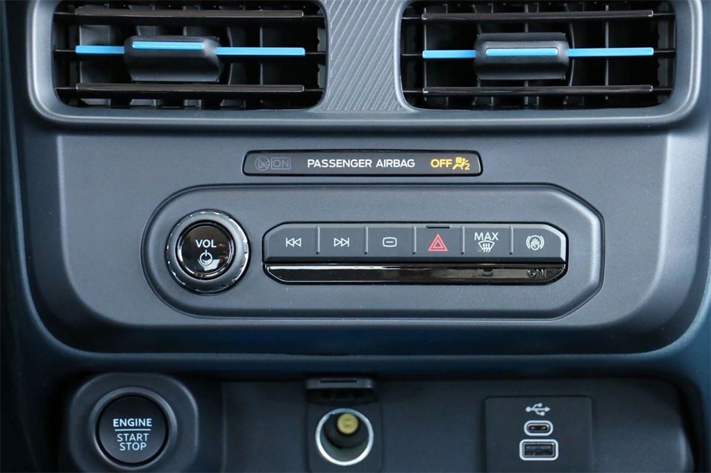 New 2025 Ford Maverick XLT w/ XLT Luxury Package image 21