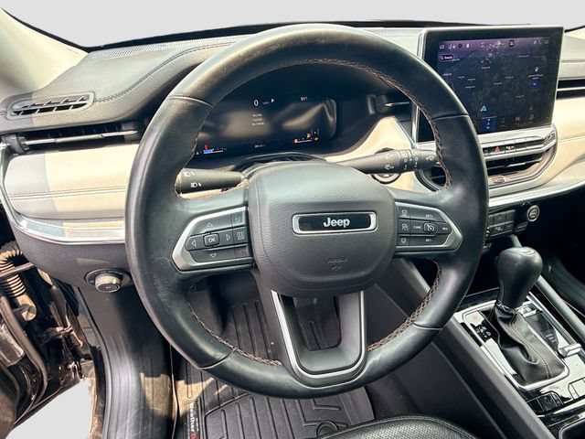 Used 2022 Jeep Compass Limited w/ Elite Group AWD/4WD image 16