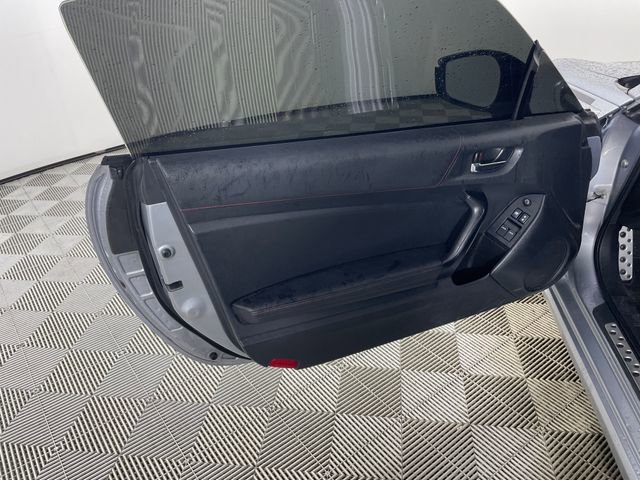 Used 2015 Subaru BRZ Premium w/ Popular Package #2C image 11