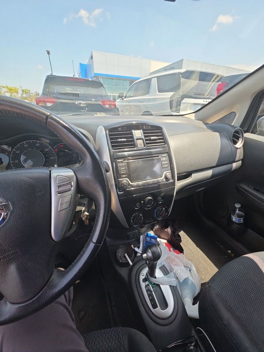 Used 2018 Nissan Versa Note SV FWD image 8