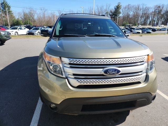 Used 2013 Ford Explorer XLT image 4