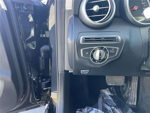 Used 2015 Mercedes-Benz C 300 4MATIC Sedan image 14