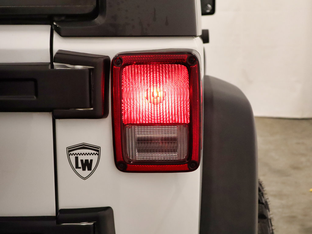 Used 2015 Jeep Wrangler Unlimited Sport w/ Quick Order Package 24S AWD/4WD image 14