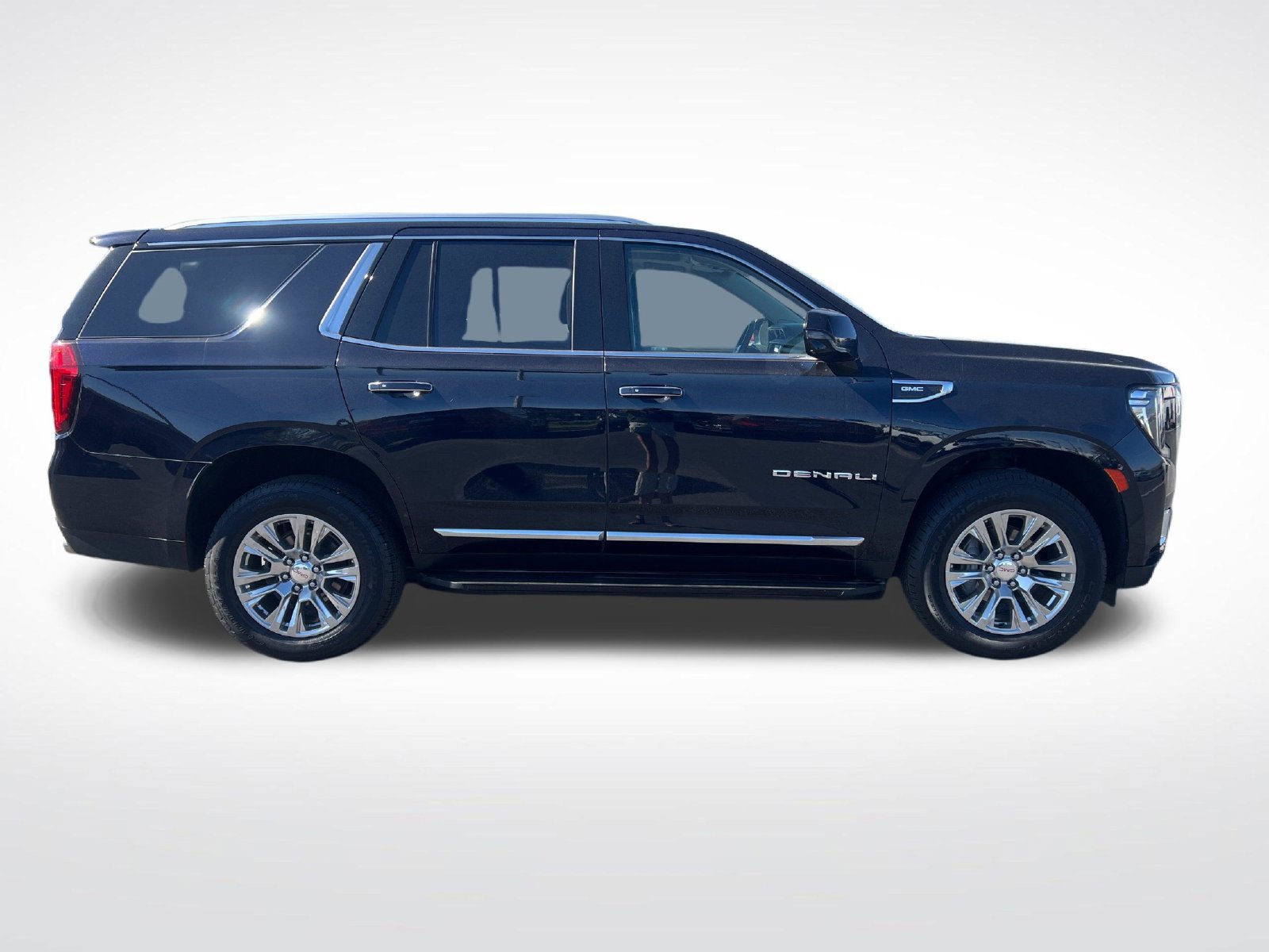 Used 2021 GMC Yukon Denali w/ LPO, Illumination Package AWD/4WD image 2