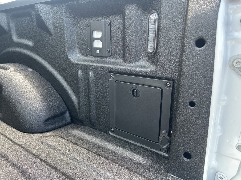 New 2025 Ford F150 Lariat w/ Equipment Group 501A Mid image 16