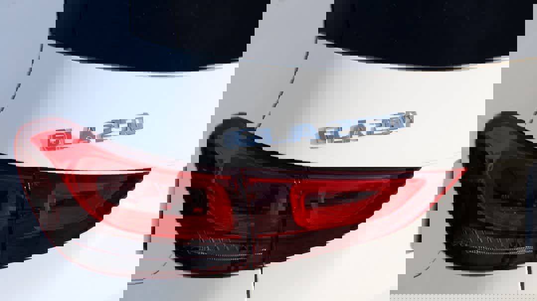 Certified 2023 Mercedes-Benz GLA 250 4MATIC w/ Premium Package image 13