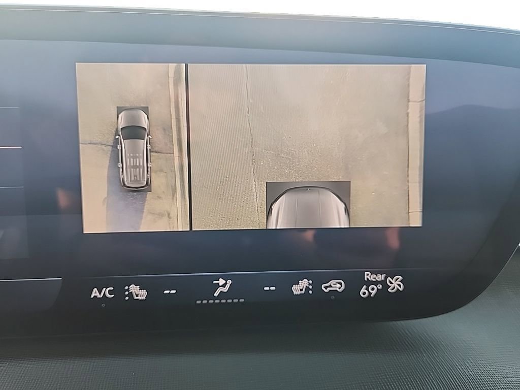 Used 2025 Buick Enclave Preferred image 24