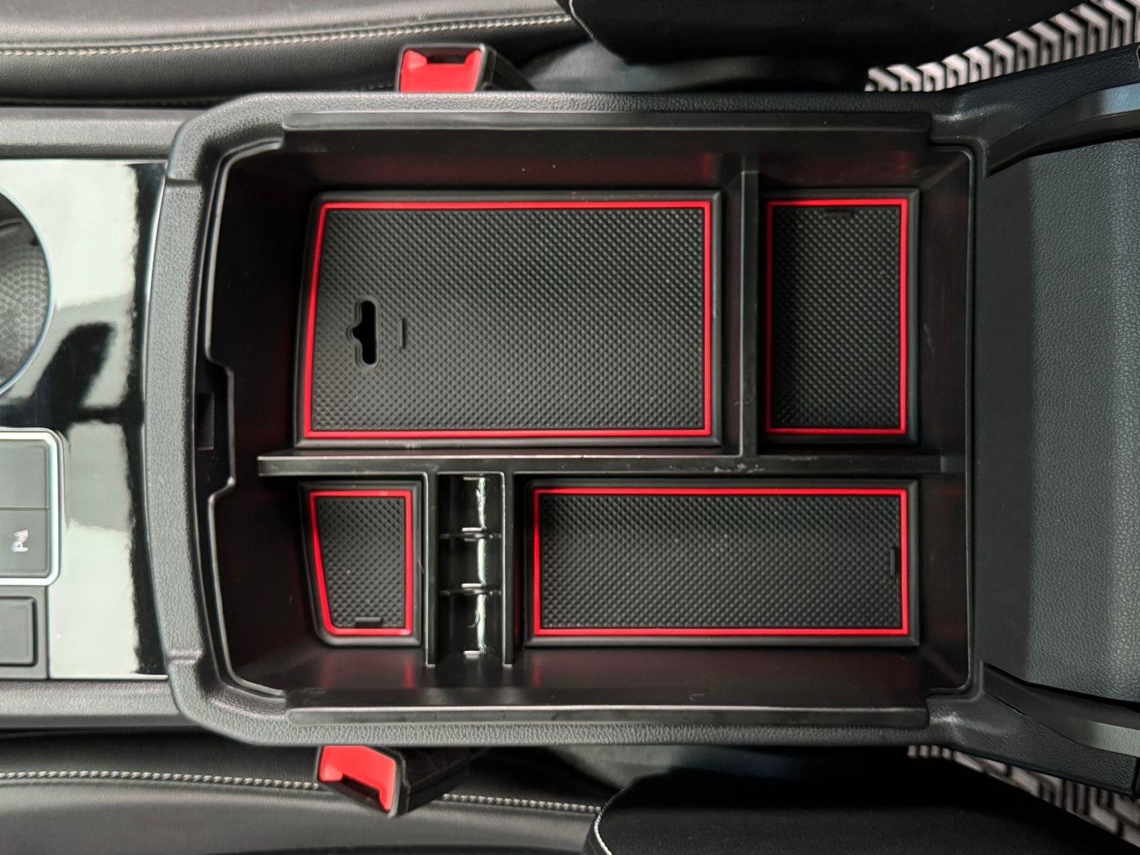 Used 2023 Volkswagen Atlas SE AWD/4WD image 27