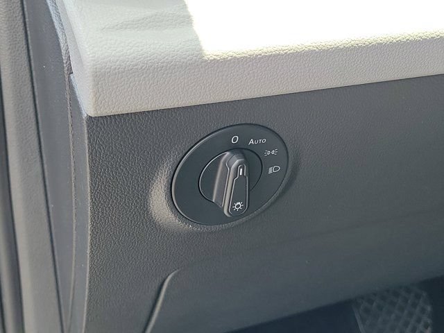 Used 2022 Volkswagen Taos S FWD image 18