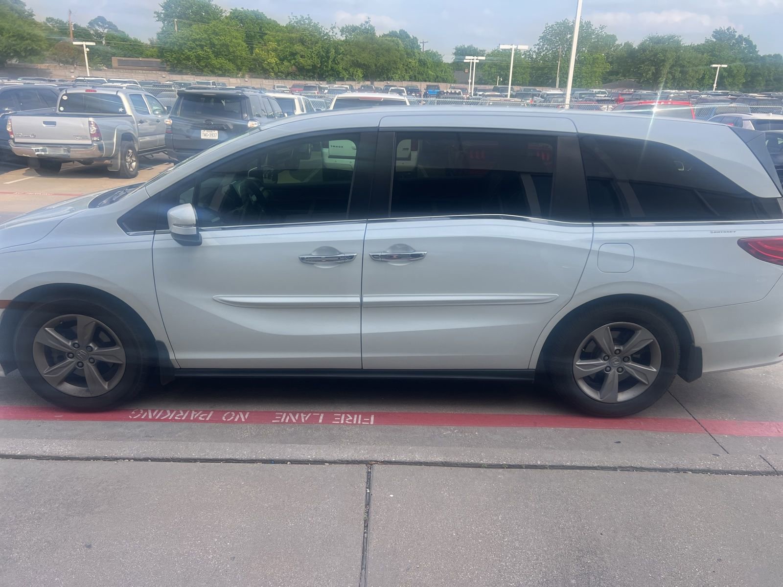 Used 2020 Honda Odyssey EX-L image 3