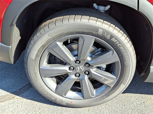 New 2025 Honda Pilot Sport image 7