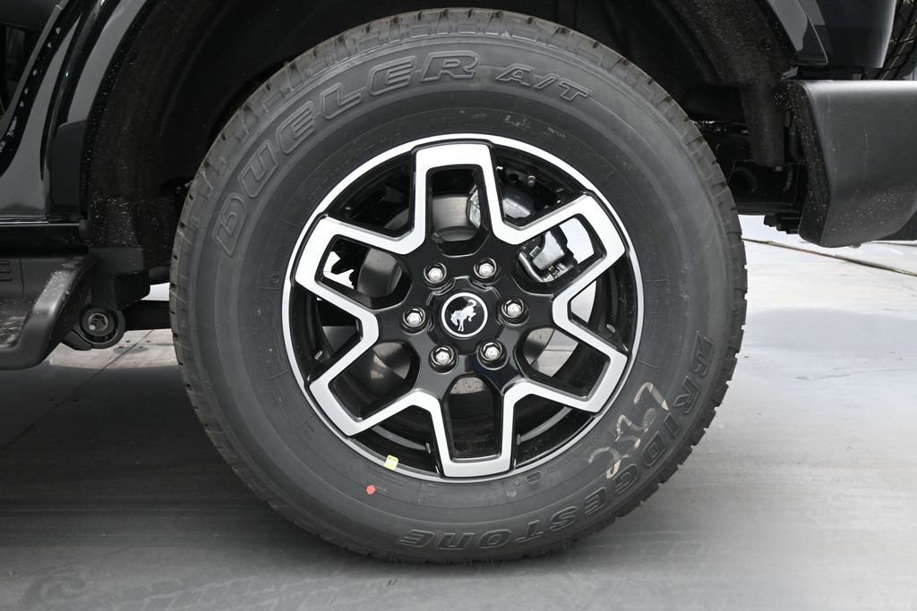 New 2026 Ford Bronco Outer Banks AWD/4WD image 21