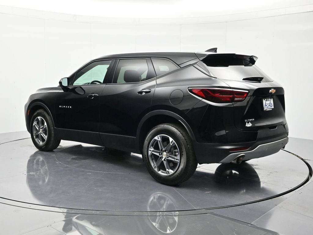 Used 2025 Chevrolet Blazer LT image 8