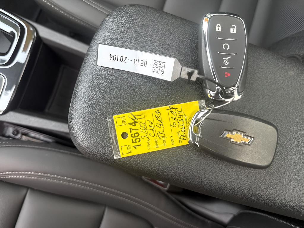 Used 2023 Chevrolet TrailBlazer ACTIV w/ Sun and Liftgate Package AWD/4WD image 31