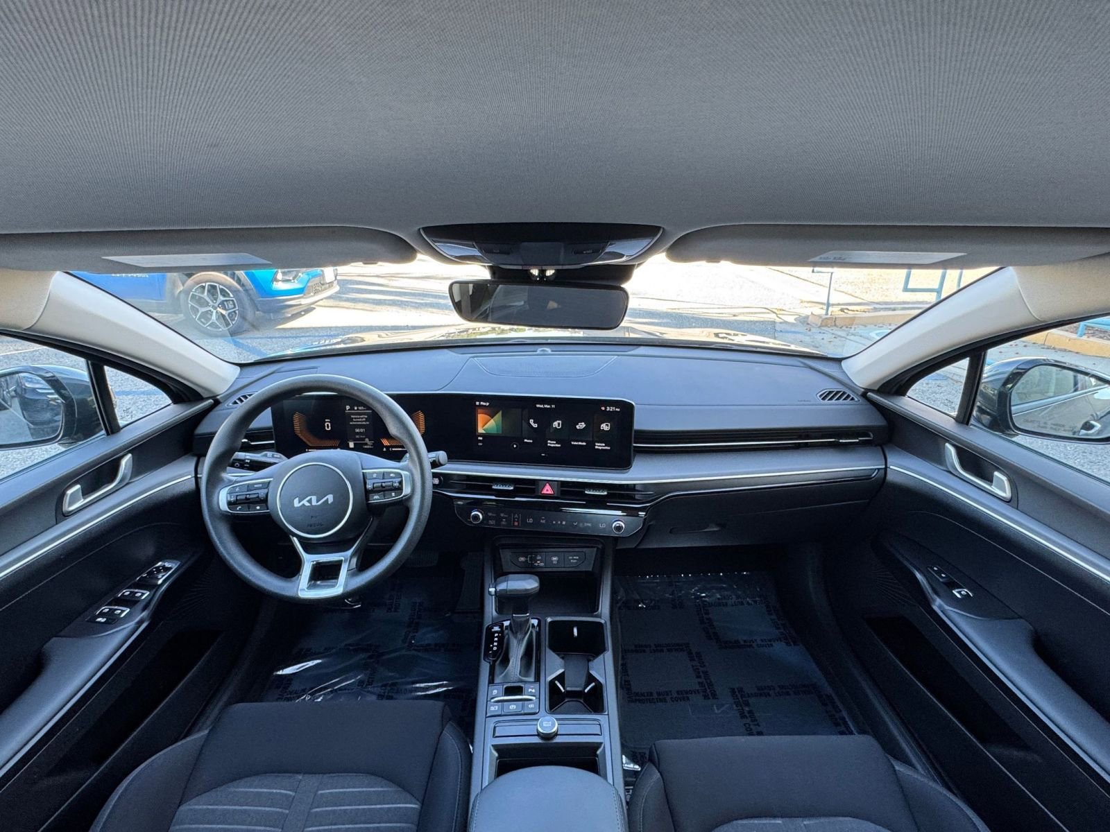 Used 2025 Kia K5 LXS image 33