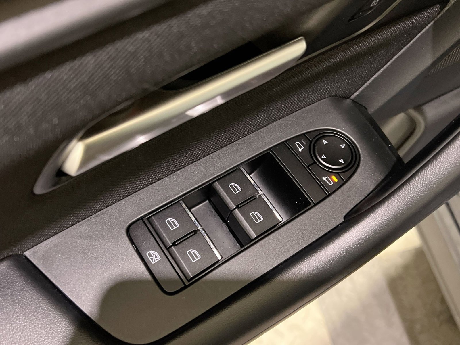 Used 2025 MAZDA CX-90 3.3 Turbo w/ Select Package image 31