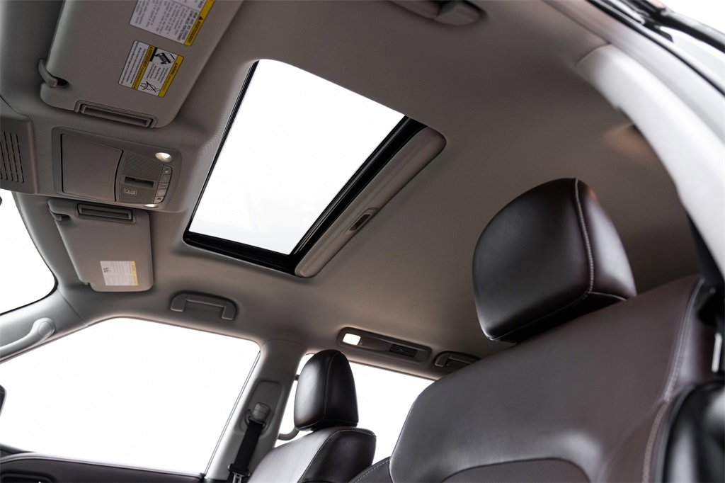 Used 2022 INFINITI QX80 Premium Select w/ Cargo Package image 4