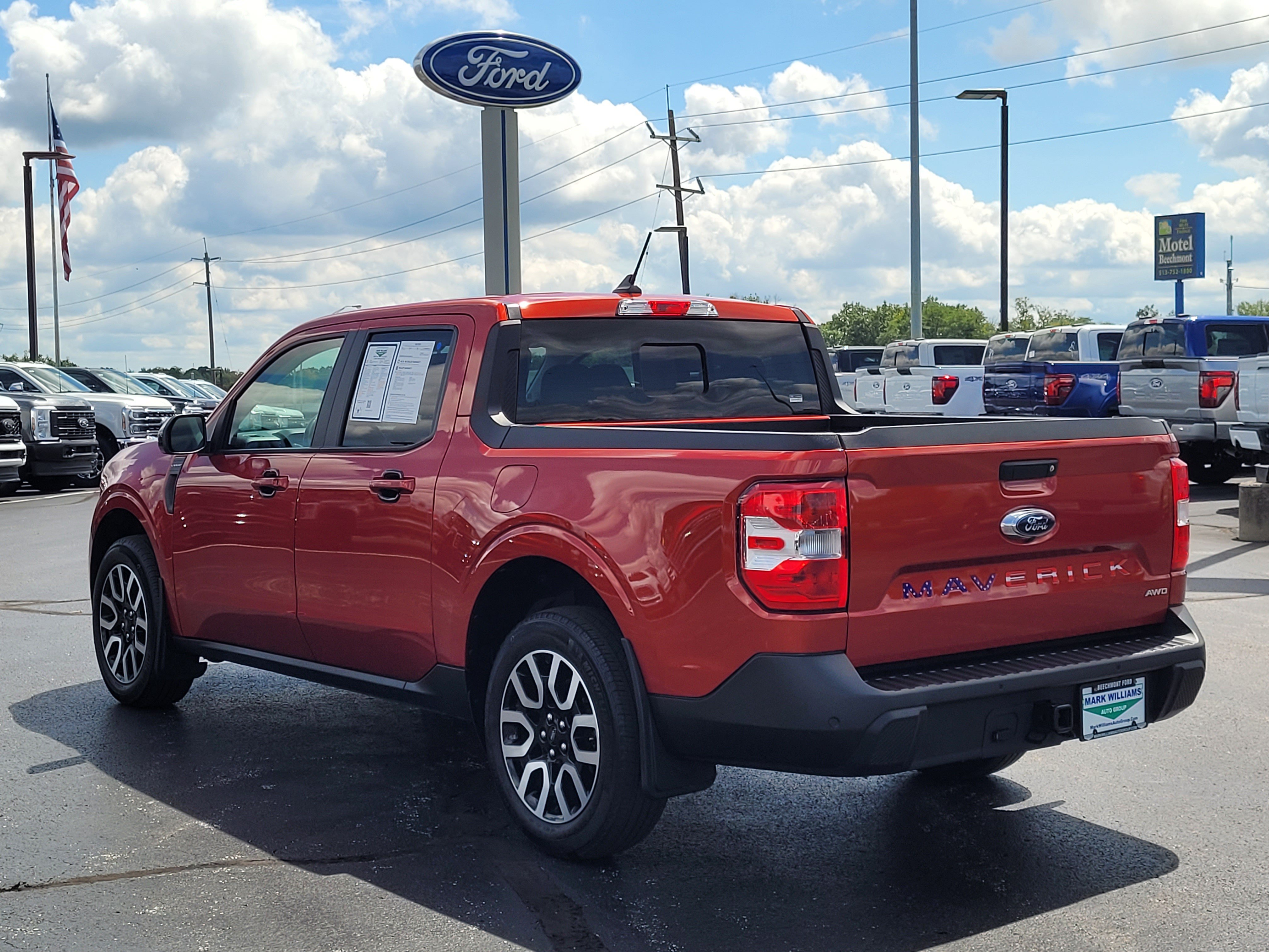 Used 2024 Ford Maverick Lariat AWD/4WD image 5