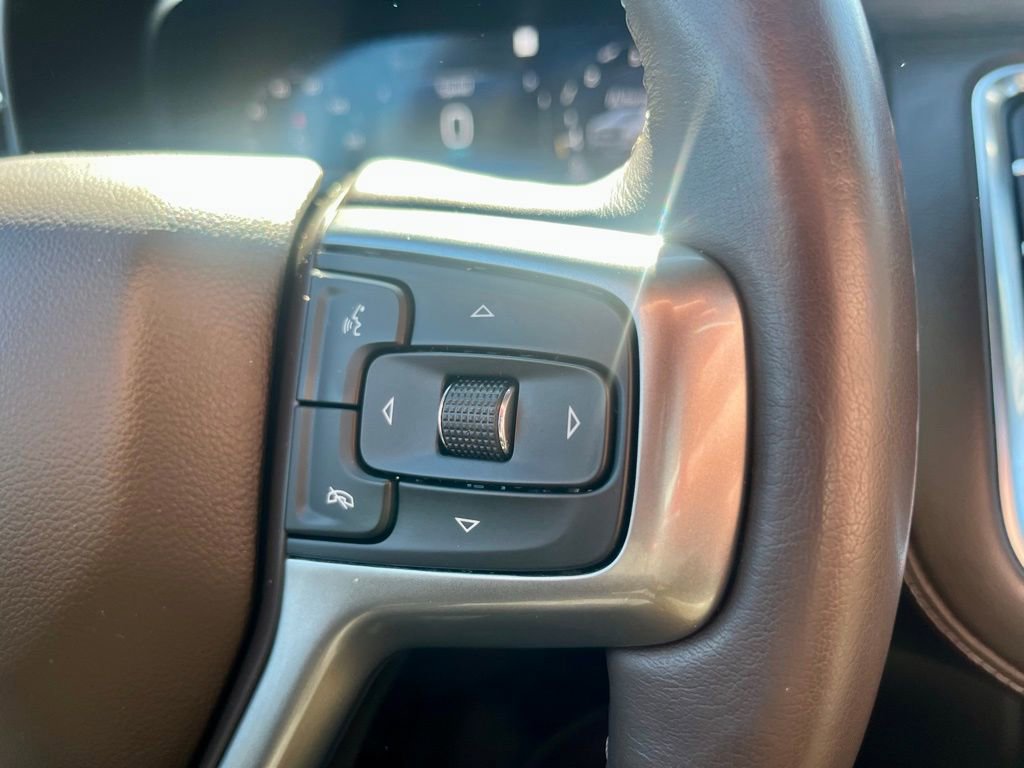 Used 2022 Chevrolet Tahoe Z71 w/ Z71 Off-Road Package image 16