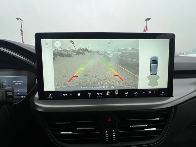 New 2026 Ford Escape SE w/ Class II Trailer Tow Package image 18