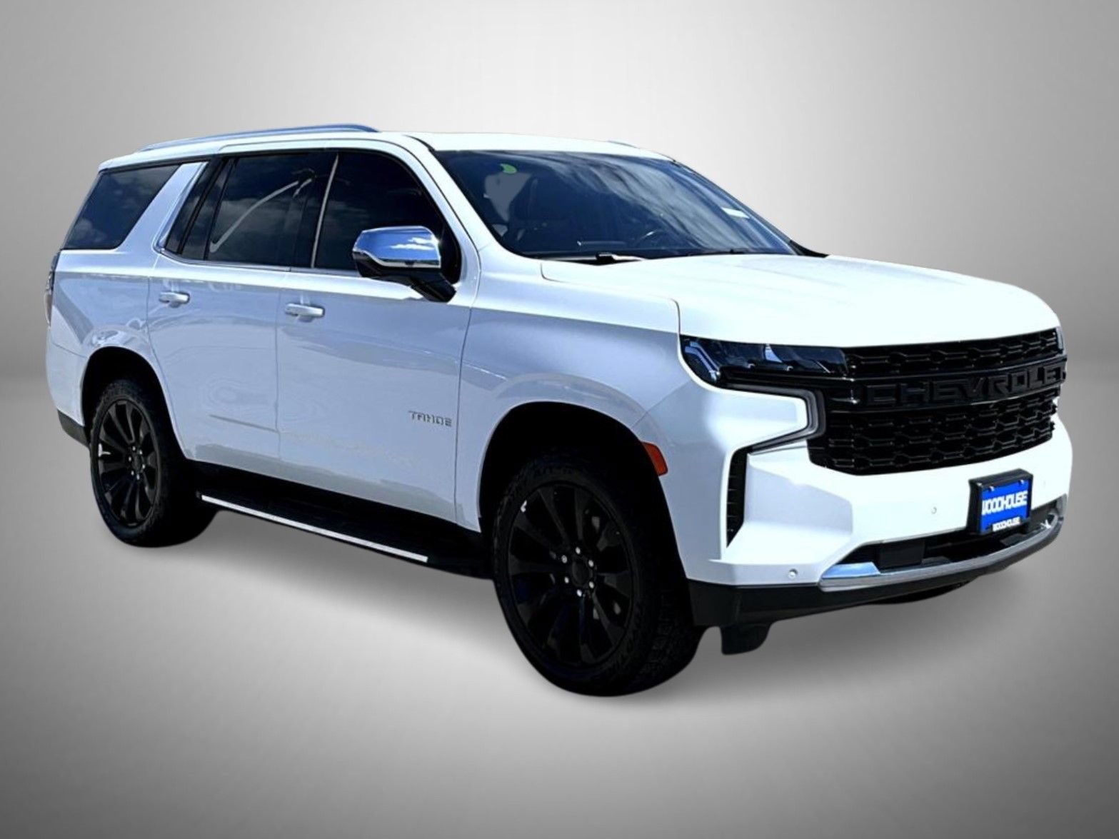 Used 2021 Chevrolet Tahoe Premier w/ Premium Package AWD/4WD image 3