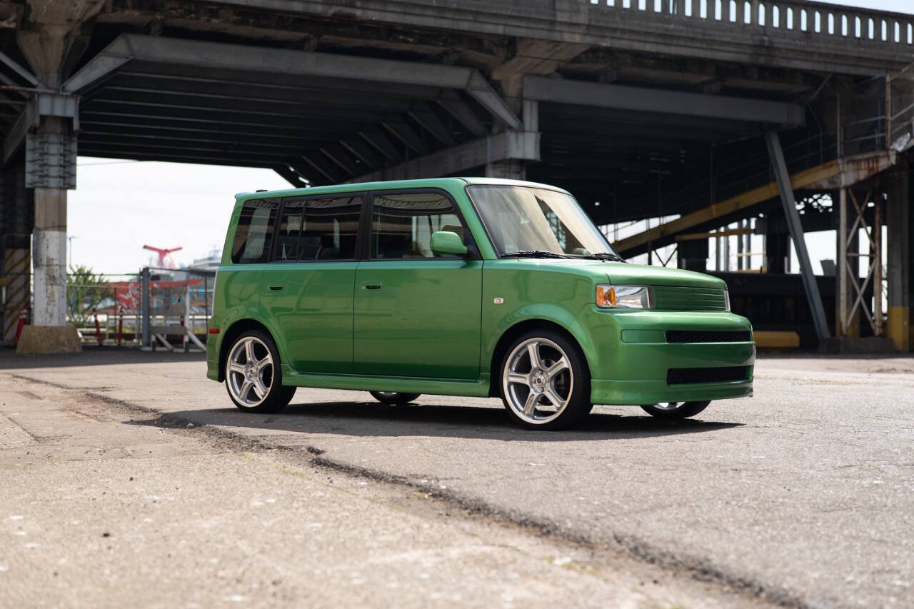 Used 2006 Scion xB FWD image 25