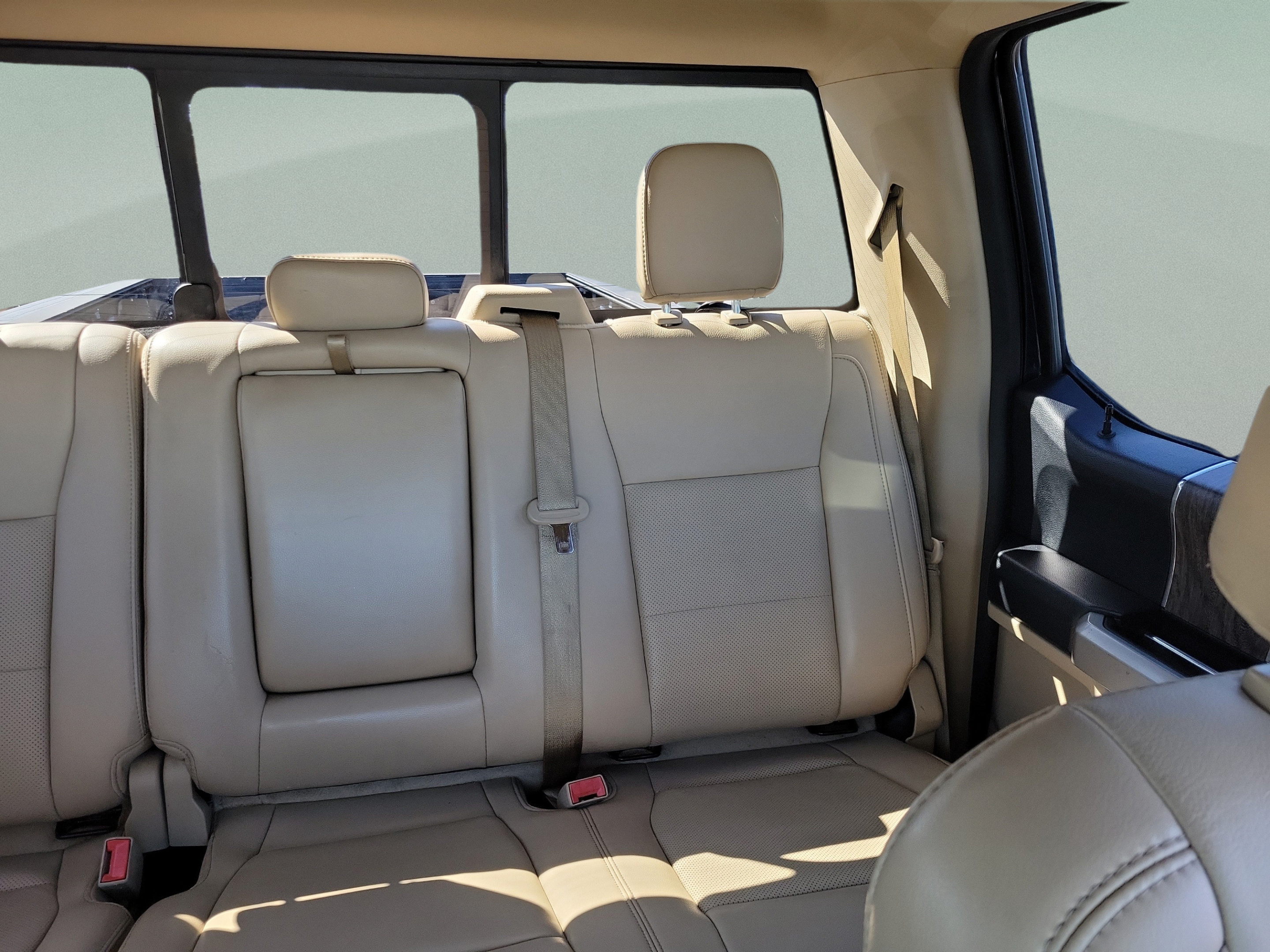 Used 2019 Ford F350 Lariat w/ Lariat Ultimate Package AWD/4WD image 10