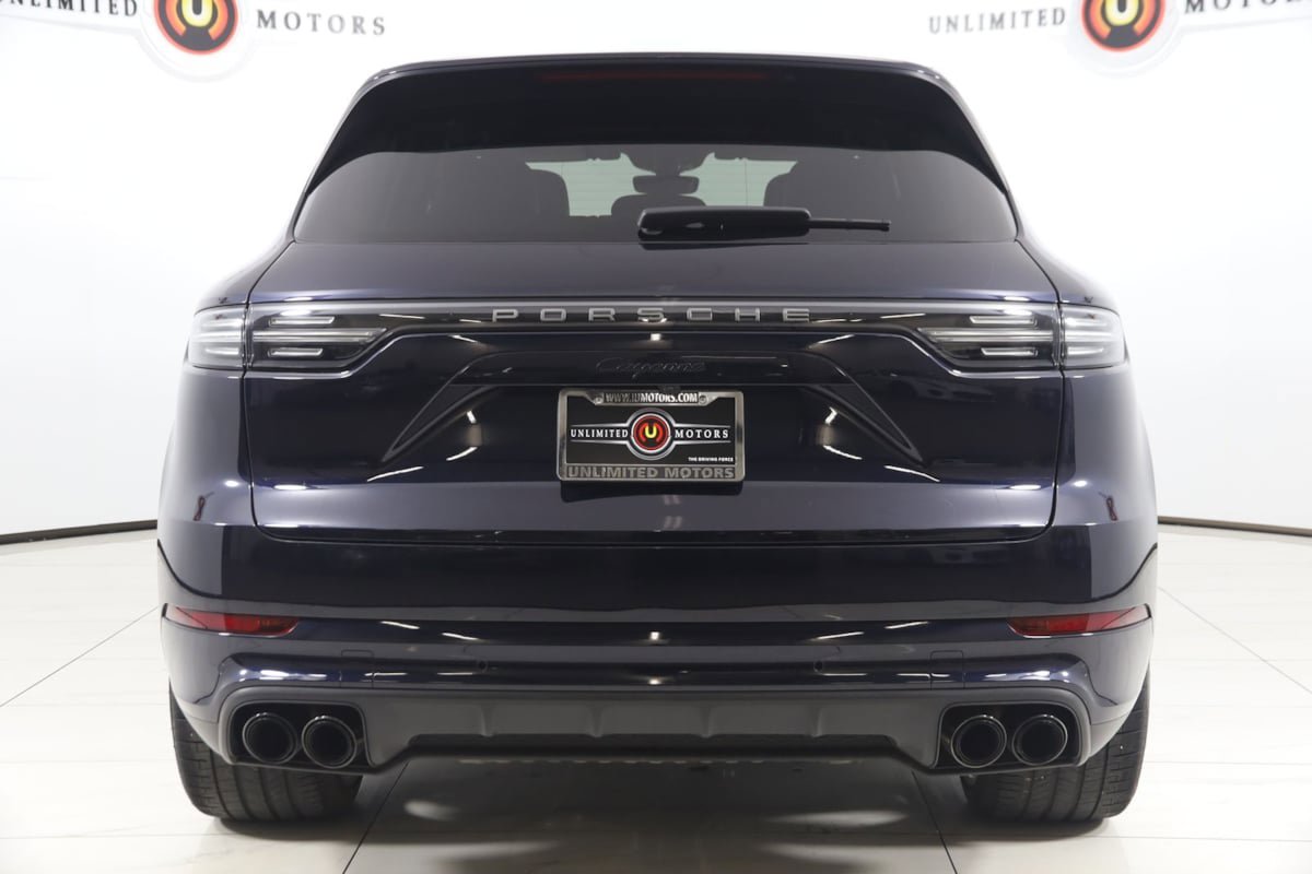 Used 2022 Porsche Cayenne Platinum Edition w/ Premium Package Plus AWD/4WD image 56