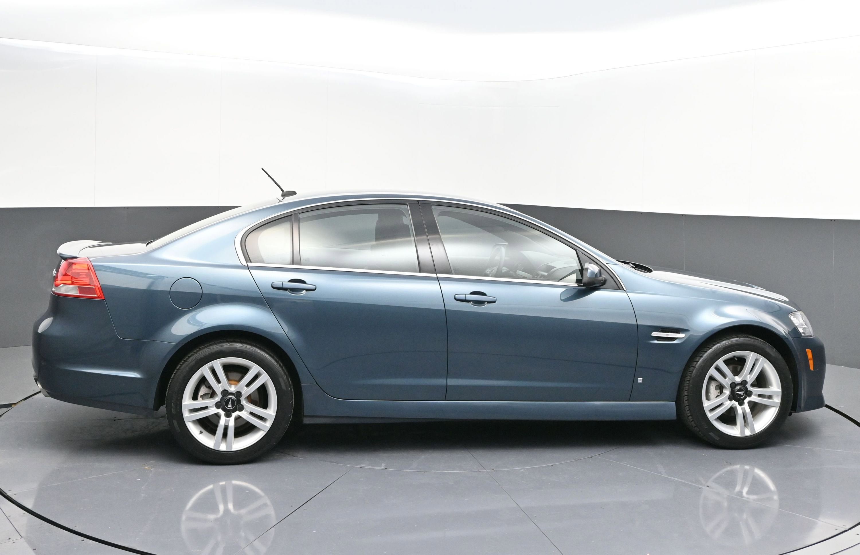 Used 2009 Pontiac G8 image 8