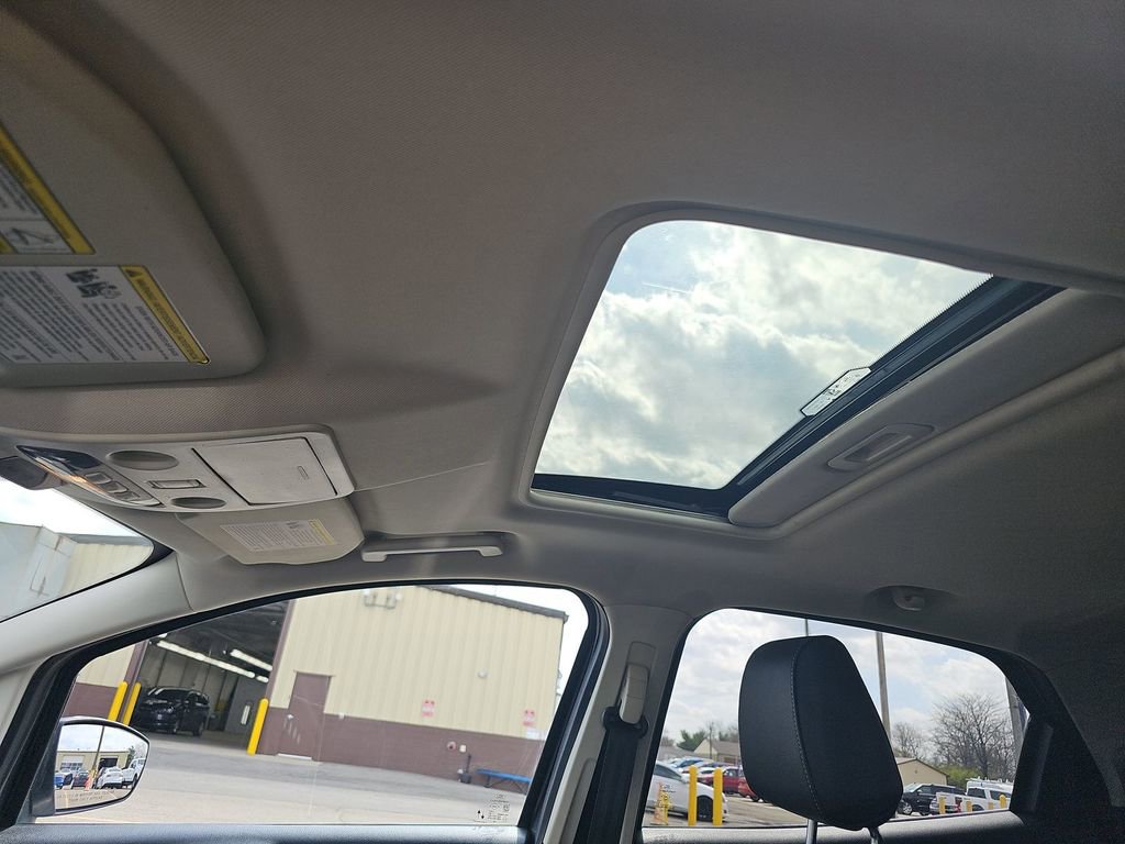 Used 2022 Ford EcoSport Titanium AWD/4WD image 15