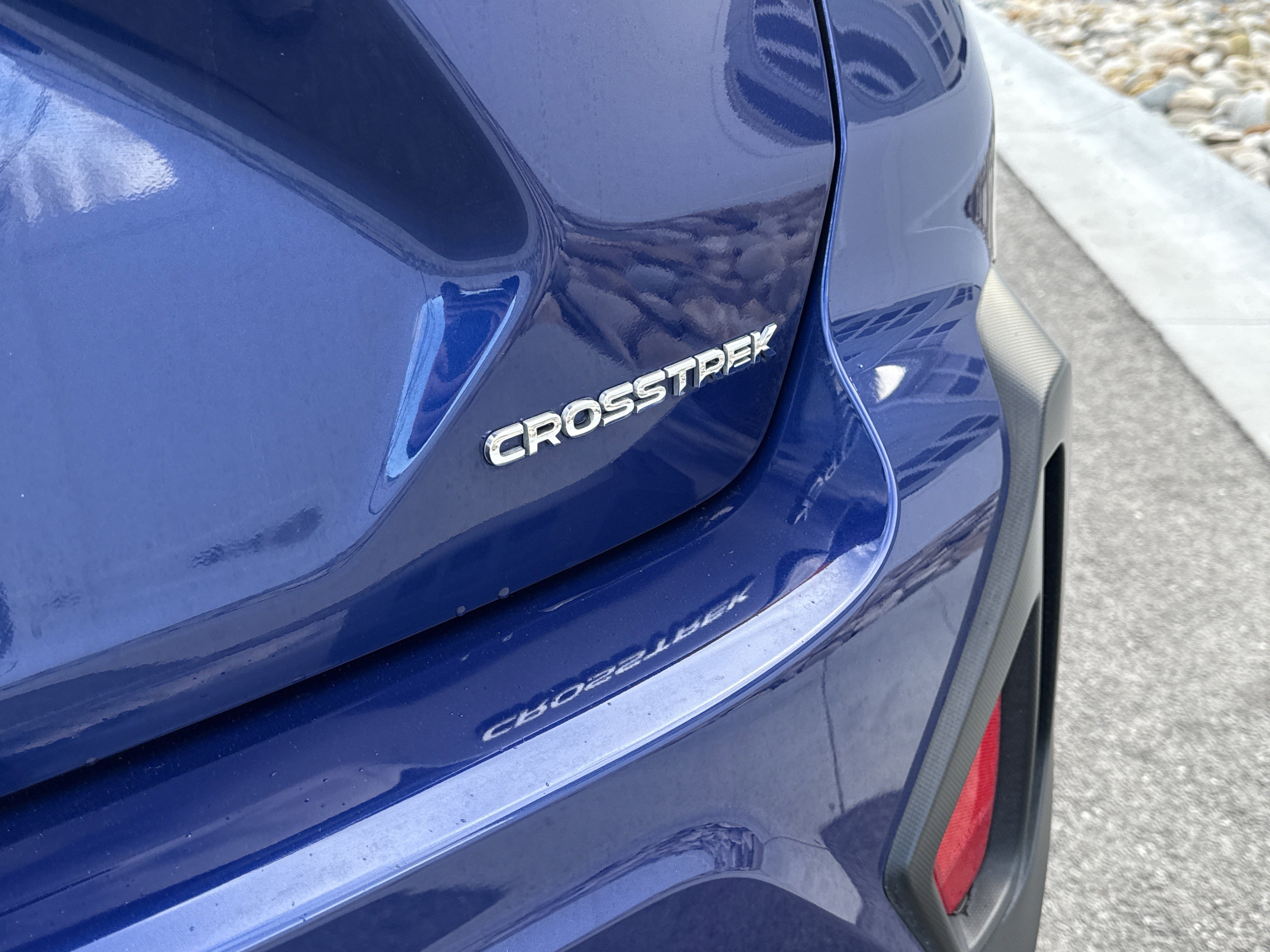 Used 2024 Subaru Crosstrek 2.0i Premium w/ Crosstrek Mirror Package image 25