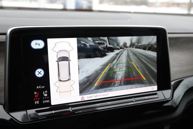 Used 2024 Volkswagen Atlas SEL image 30