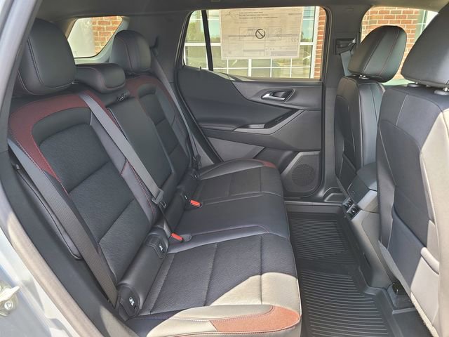 New 2026 Chevrolet Equinox RS w/ LPO, Floor Liner Package image 17