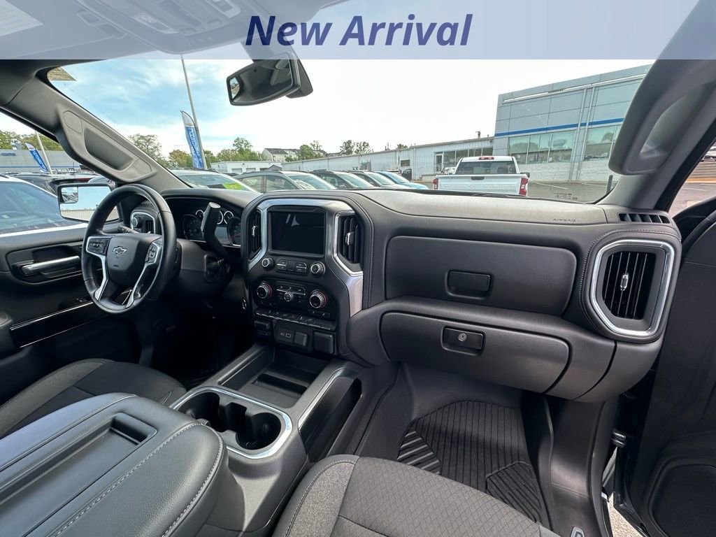 Used 2020 Chevrolet Silverado 1500 LT Trail Boss image 4