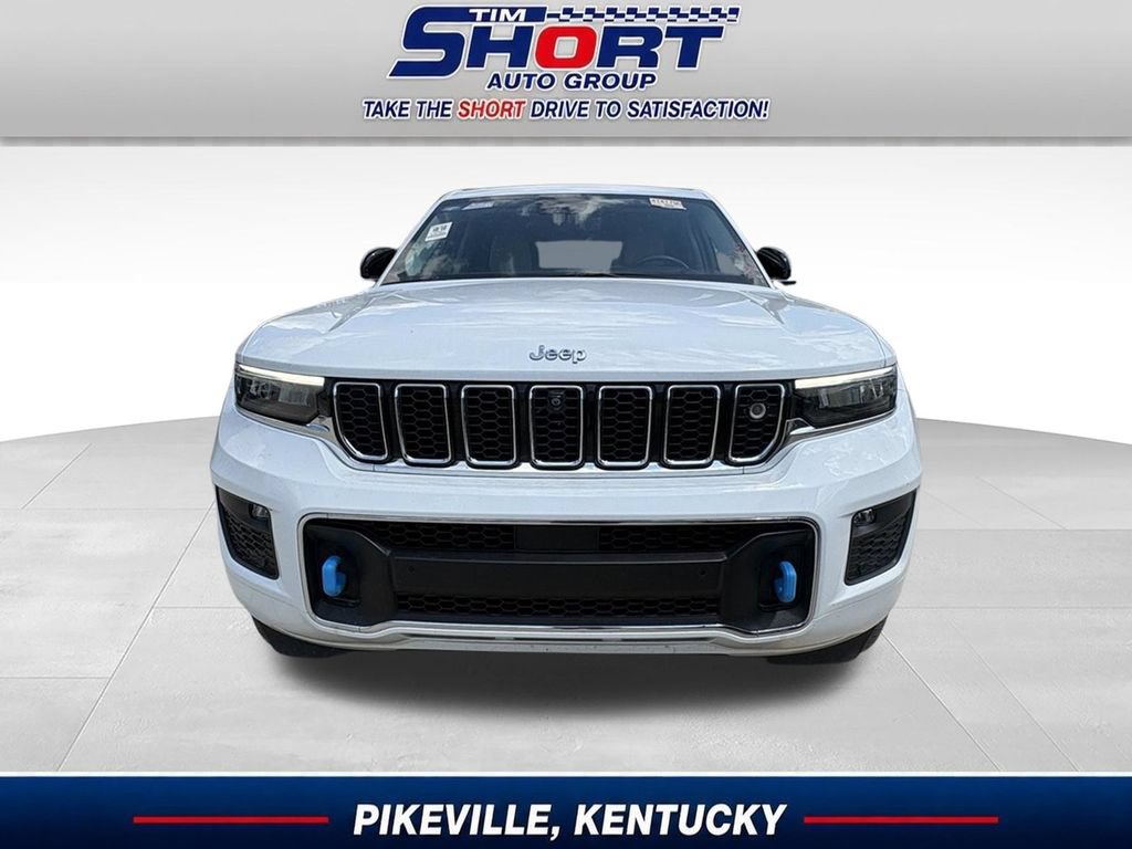 Used 2022 Jeep Grand Cherokee Overland w/ Advanced Protech Group III AWD/4WD image 1