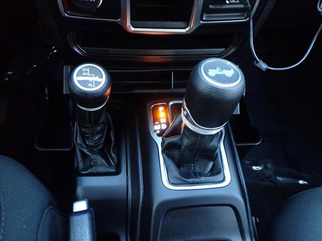 Used 2021 Jeep Wrangler Sport image 20