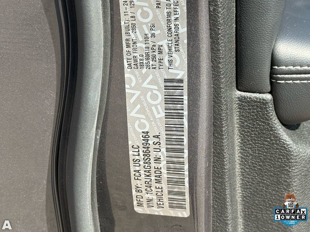 Certified 2025 Jeep Grand Cherokee L Laredo image 30