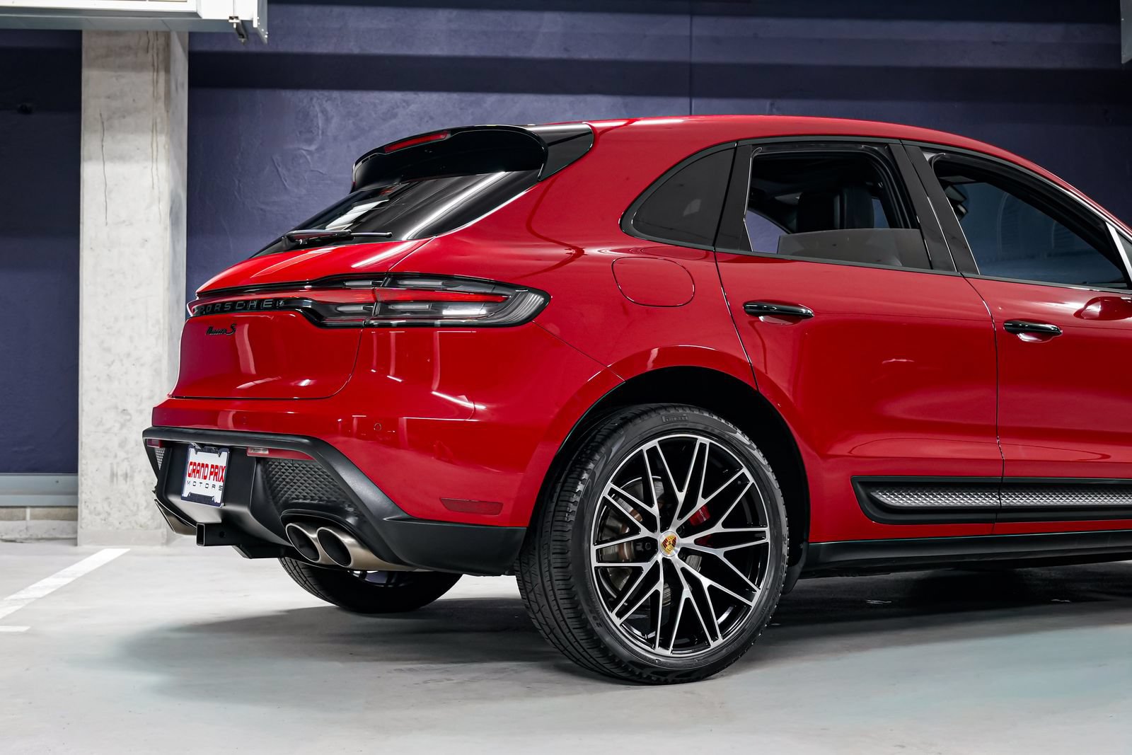 Used 2023 Porsche Macan S w/ Premium Package Plus AWD/4WD image 42