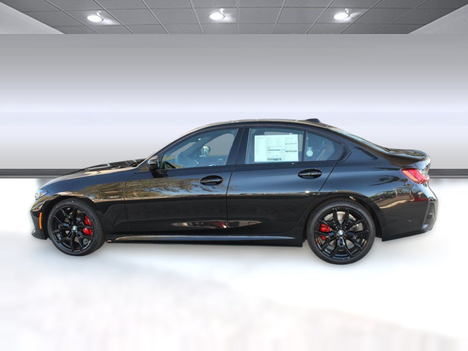 Used 2026 BMW 330i Sedan w/ M Sport Package RWD image 2