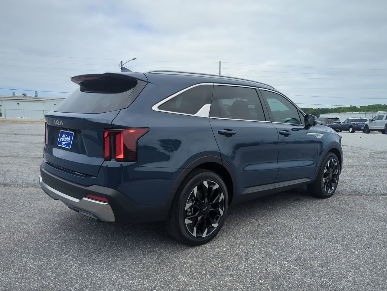 Used 2025 Kia Sorento SX FWD image 3