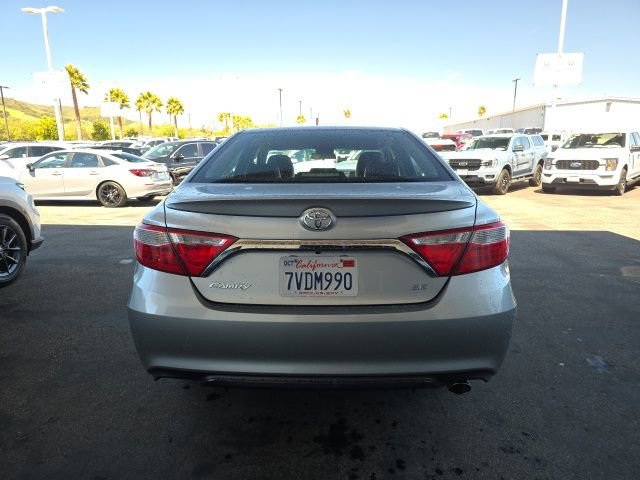 Used 2016 Toyota Camry SE FWD image 8