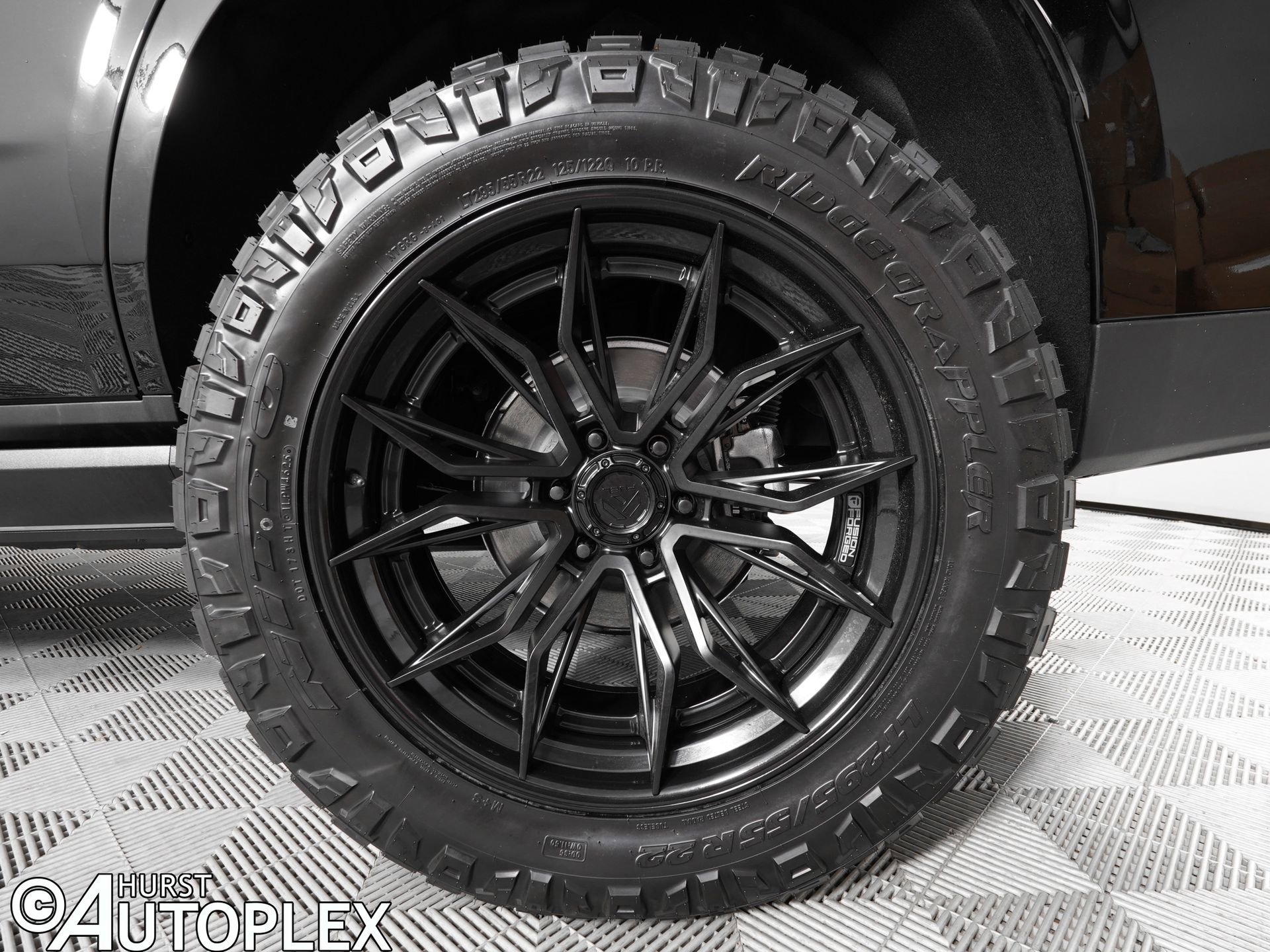 Used 2026 GMC Yukon AT4 Ultimate w/ LPO, Floor Liner Package image 36