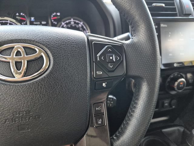 Used 2021 Toyota 4Runner TRD Off-Road AWD/4WD image 28