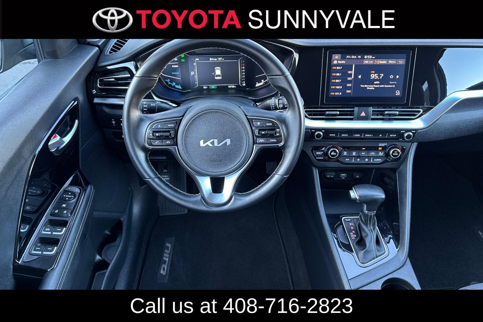 Used 2022 Kia Niro LXS w/ Digital Cluster Package FWD image 14