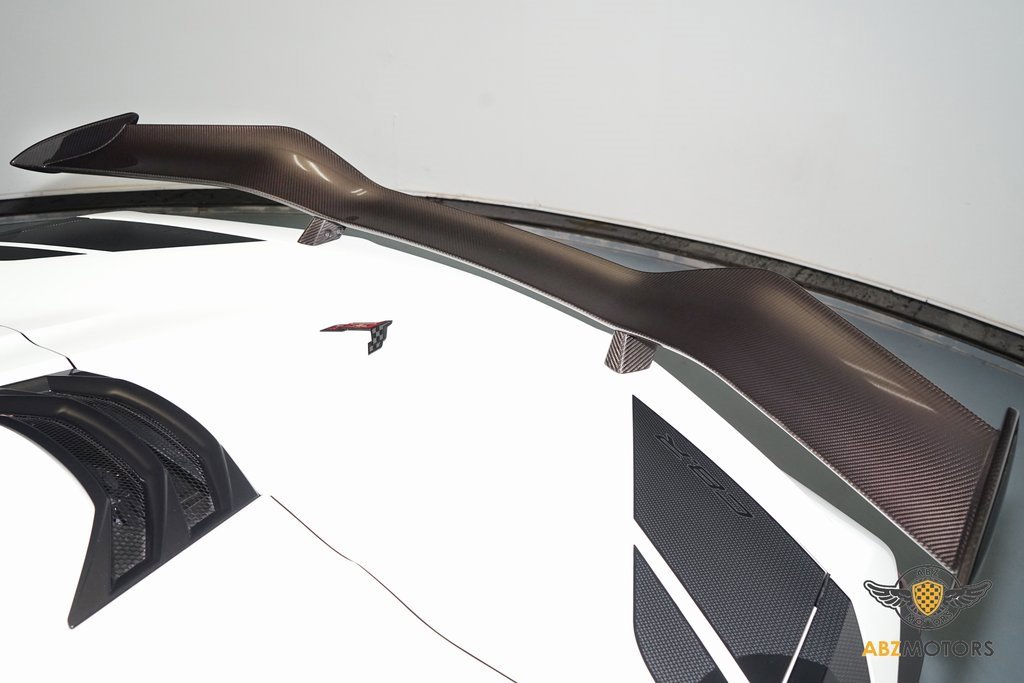 Used 2025 Chevrolet Corvette Z06 w/ Z07 Performance Package image 3