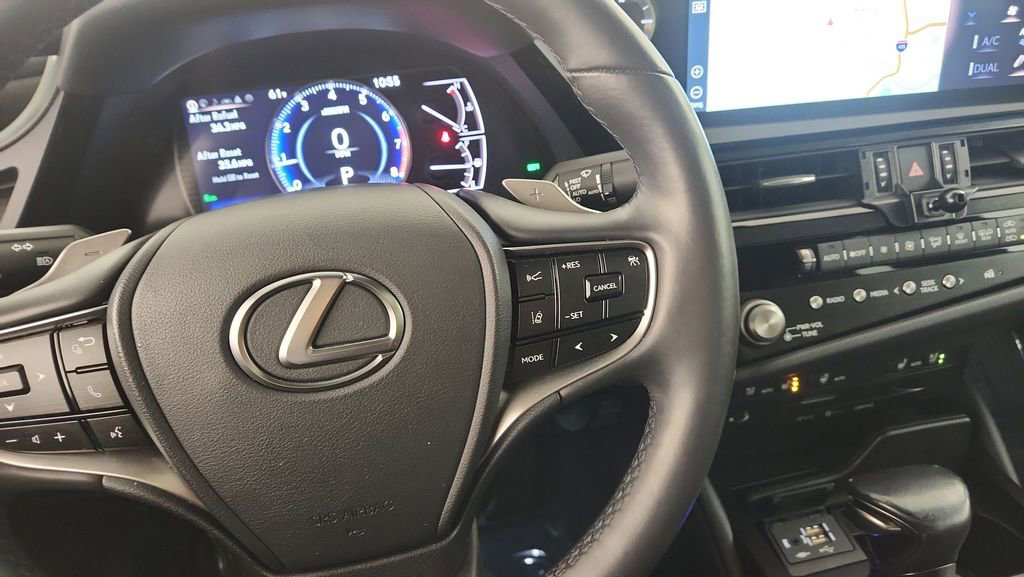 Used 2022 Lexus ES 250 w/ Premium Package AWD/4WD image 19