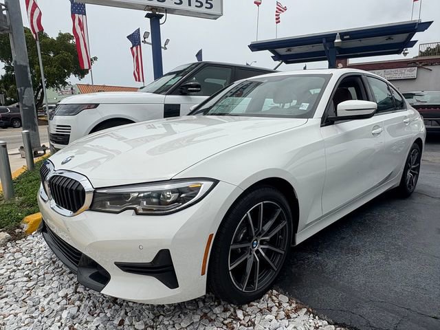 Used 2022 BMW 330i xDrive Sedan w/ Driving Assistance Package image 9